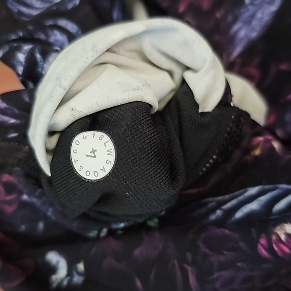 243. Lululemon Wunder Under High Rise Tight - Picture 7 of 9